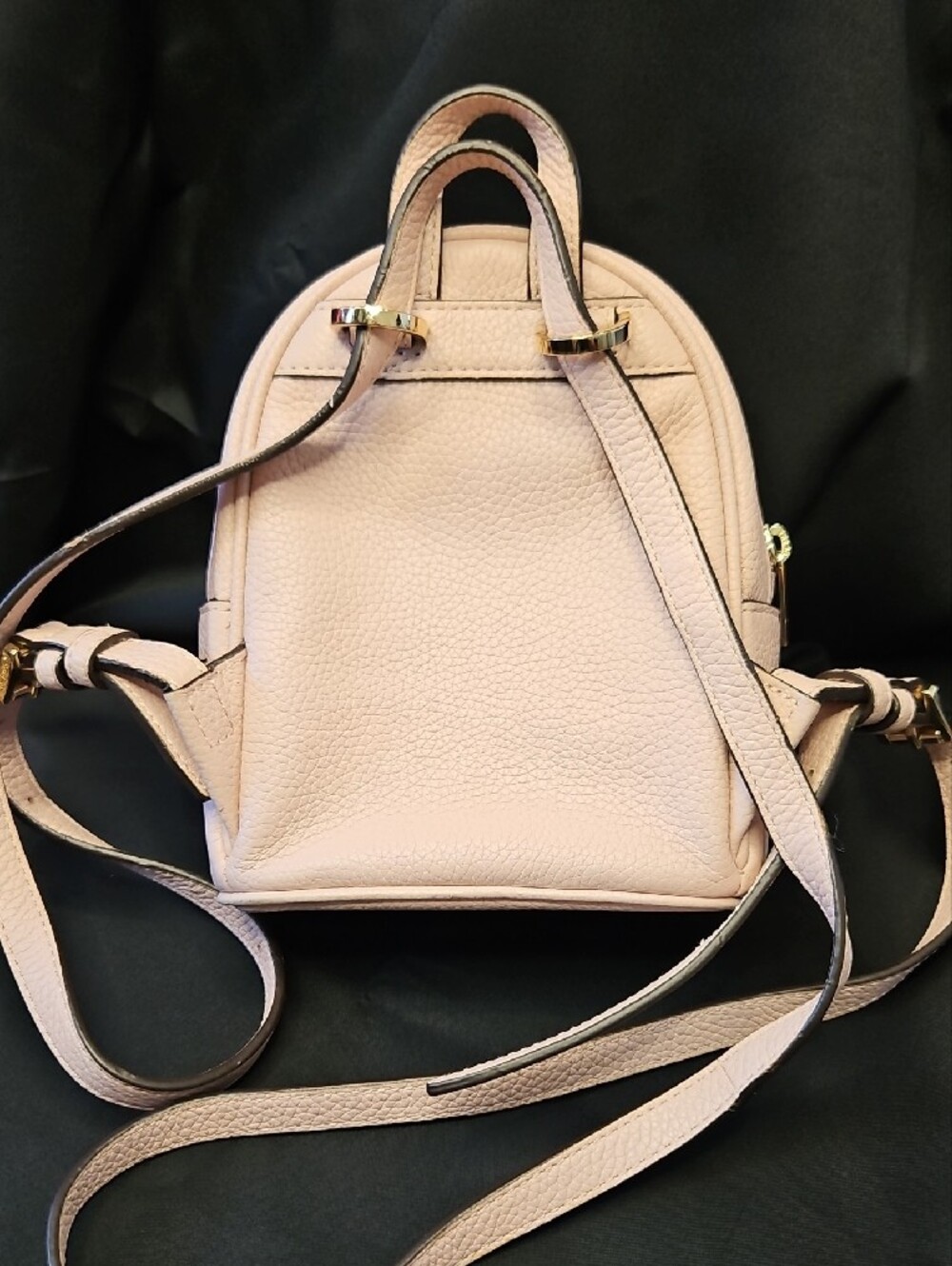 Michael Kors Blush Pink Pebbled Leather Mini Backpack EUC - Picture 5 of 16